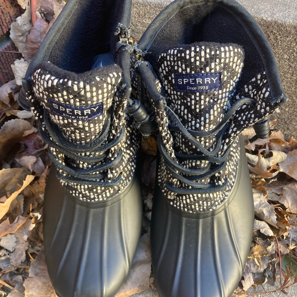 Sperry Black and Patterned Duck Boots